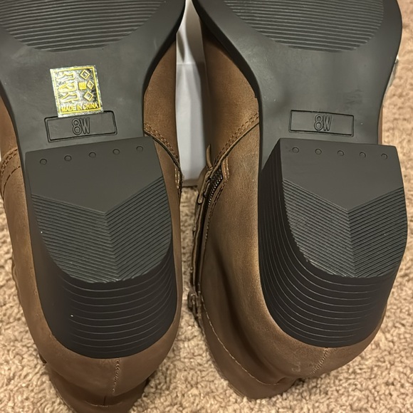 NIB Luoika size 8Wide Width Women’s Brown Ankle Boots - Picture 7 of 9